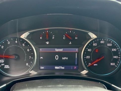 Used 2021 Chevrolet Equinox Premier FWD image 22