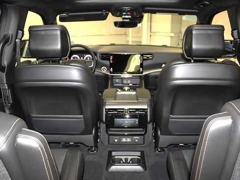 New 2026 Jeep Grand Wagoneer L 4WD image 44
