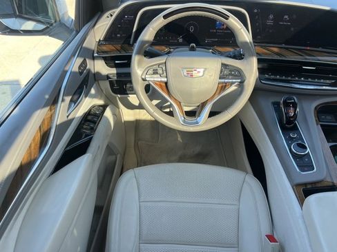 Used 2023 Cadillac Escalade Sport Platinum image 41