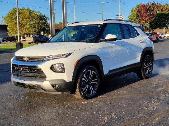 Used 2023 Chevrolet TrailBlazer LT w/ Convenience Package AWD/4WD image 4