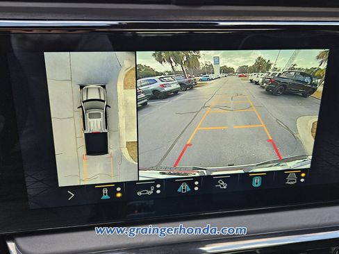 Used 2022 GMC Sierra 1500 AT4X image 16