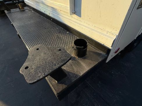 Used 2019 Ford F450 XL w/ Power Equipment Group image 19