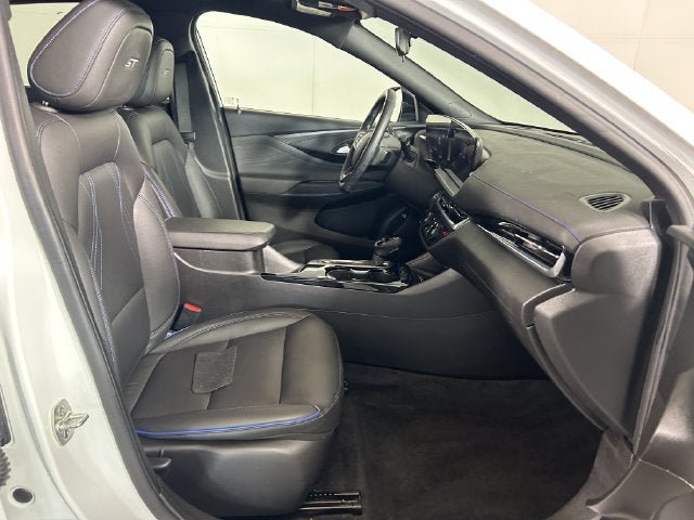Used 2024 Buick Envista Sport Touring w/ Convenience I Package FWD image 27