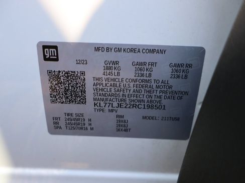 Used 2024 Chevrolet Trax RS w/ Driver Confidence Package FWD image 33
