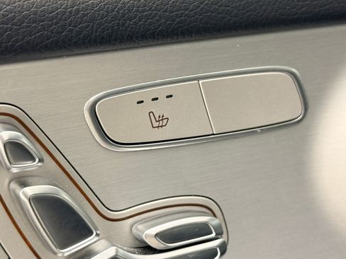 Used 2022 Mercedes-Benz GLC 300 image 19