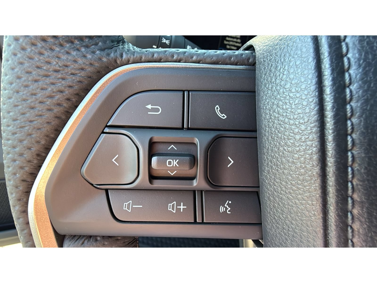 New 2026 Toyota Tundra Limited AWD/4WD image 26