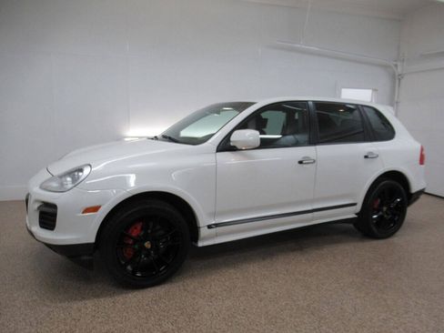 Used 2010 Porsche Cayenne GTS AWD/4WD image 1