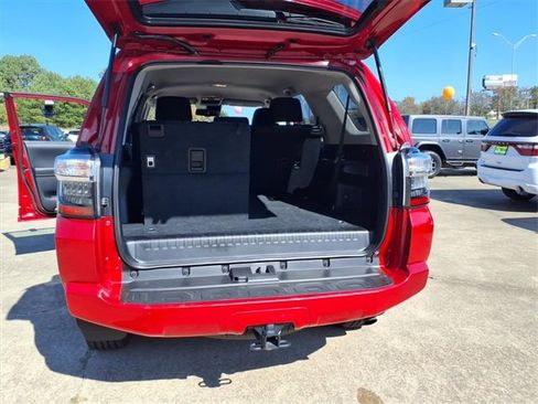 Used 2024 Toyota 4Runner SR5 image 19