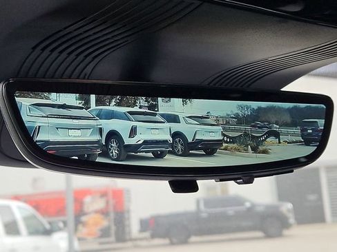 New 2026 Cadillac Vistiq Luxury w/ LPO, Floor Liner Package image 21