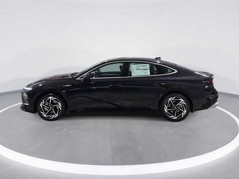 New 2026 Hyundai Sonata SEL FWD image 8