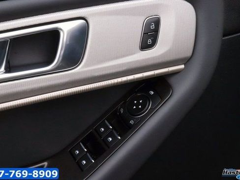 New 2026 Ford Explorer Active image 10