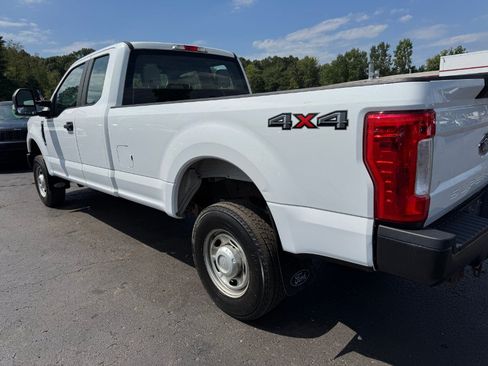 Used 2018 Ford F250 XL w/ Power Equipment Group AWD/4WD image 10