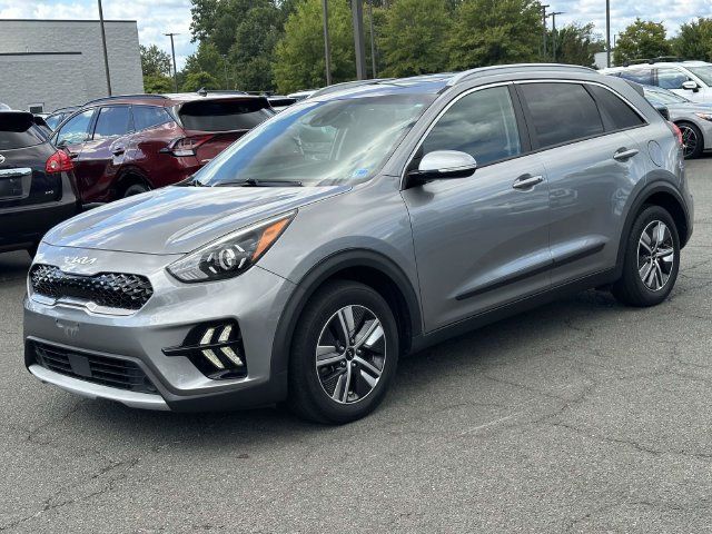 Used 2022 Kia Niro EX Premium FWD image 5