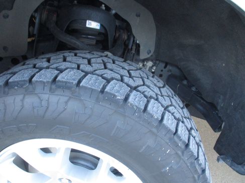 Used 2021 Ford F150 XLT w/ Equipment Group 301A Mid image 8