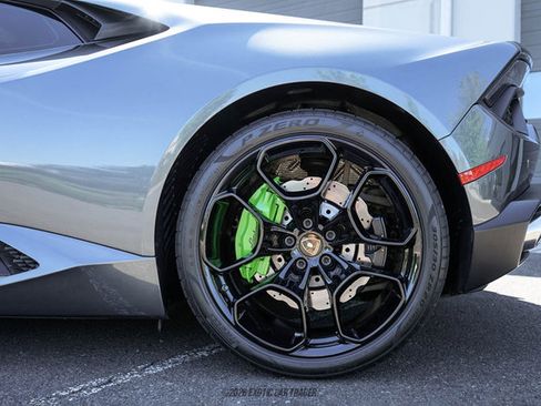 Used 2017 Lamborghini Huracan LP 580-2 RWD image 5