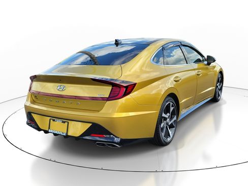 Used 2021 Hyundai Sonata SEL Plus w/ Tech Package FWD image 6