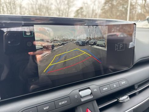 New 2025 Kia K4 LXS image 16