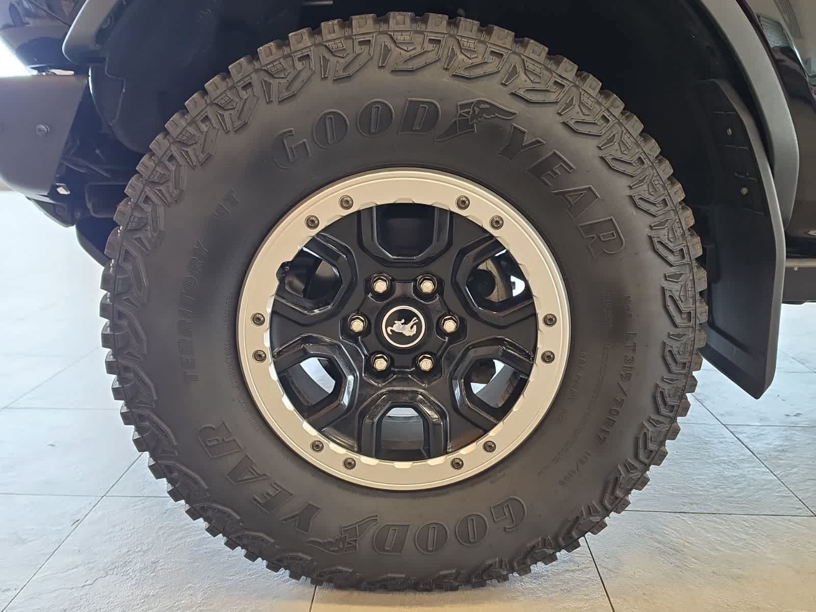 Used 2022 Ford Bronco Black Diamond w/ Sasquatch Package AWD/4WD image 13