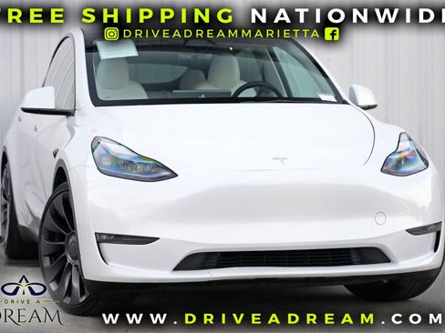 Used 2023 Tesla Model Y Performance image 2