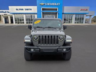 Used 2023 Jeep Gladiator Sport video 2