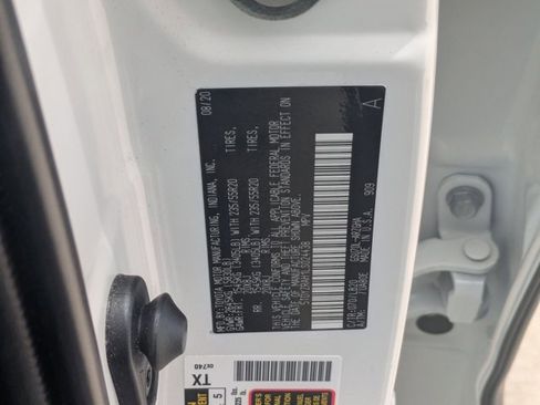 Used 2020 Toyota Highlander Limited image 16