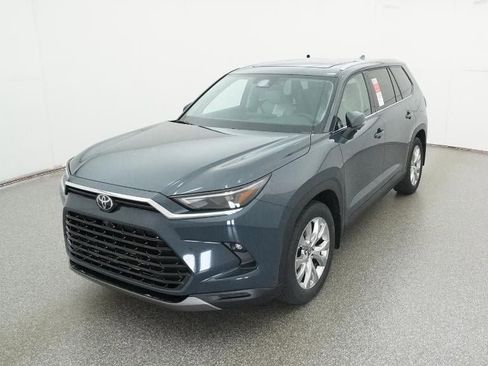 New 2026 Toyota Grand Highlander Limited image 16