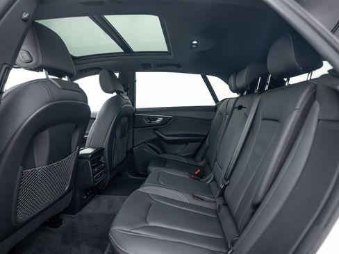 Certified 2023 Audi Q8 Premium w/ Convenience Package AWD/4WD image 18