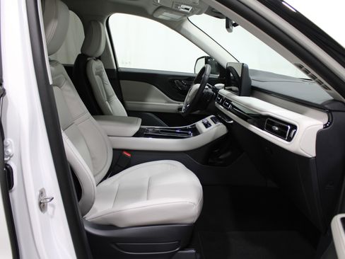 New 2026 Lincoln Aviator Reserve w/ Jet Appearance Package image 30