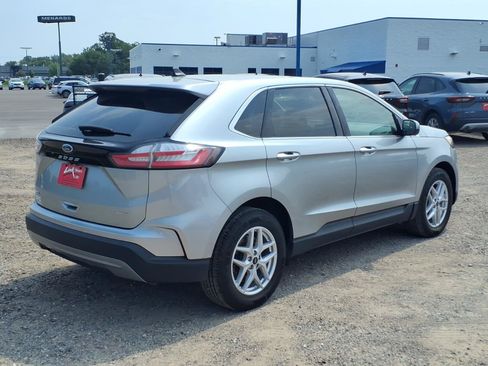 Certified 2024 Ford Edge SEL AWD/4WD image 6