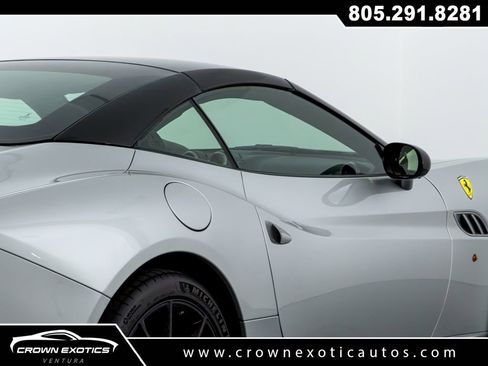 Used 2012 Ferrari California image 30