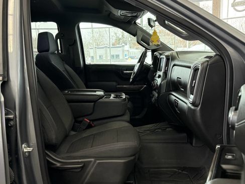 Used 2019 Chevrolet Silverado 1500 RST AWD/4WD image 24