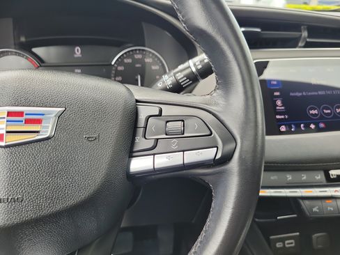 Used 2023 Cadillac XT4 Premium Luxury w/ Enhanced Visibility Package FWD image 23