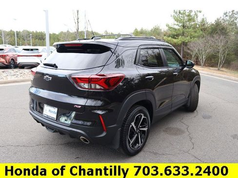 Used 2022 Chevrolet TrailBlazer RS w/ Technology Package image 7