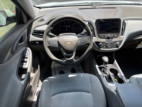 Used 2021 Chevrolet Malibu LS w/ Driver Confidence Package FWD image 21