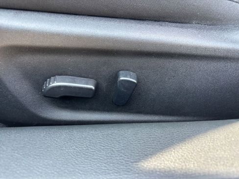 Used 2025 Nissan Altima 2.5 SV FWD image 22