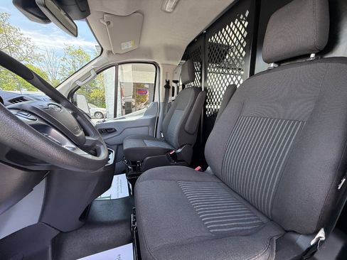 Used 2019 Ford Transit 250 130 Low Roof w/ Exterior Upgrade Package RWD image 14