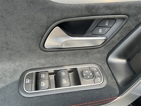 Certified 2025 Mercedes-Benz CLA 250 4MATIC image 14