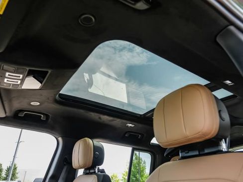 New 2026 Land Rover Defender 110 X AWD/4WD image 5