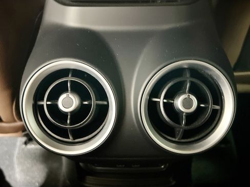 Used 2022 Alfa Romeo Stelvio Ti w/ Active Assist Plus Package image 18