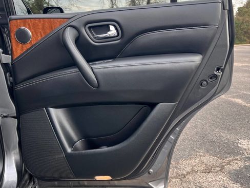 Used 2019 INFINITI QX80 Luxe w/ Cargo Package image 20