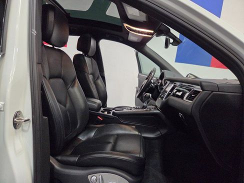 Used 2016 Porsche Macan S image 60