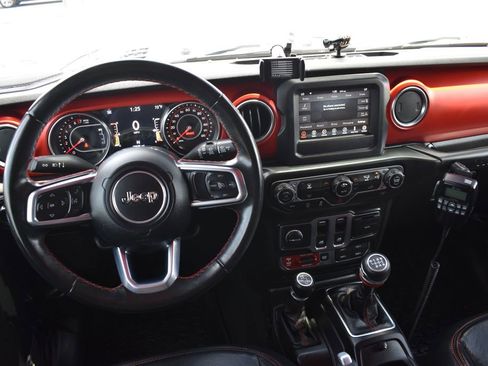 Used 2020 Jeep Wrangler Rubicon w/ LED Lighting Group AWD/4WD image 2