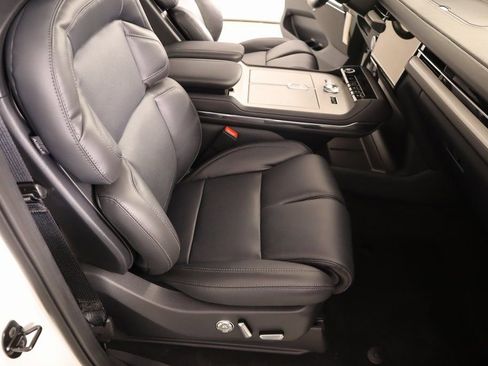 New 2025 Lincoln Navigator Reserve w/ Jet Appearance Package image 14