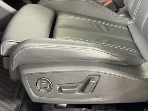 Certified 2022 Audi Q4 e-tron Prestige w/ S Line Plus Package AWD/4WD image 14