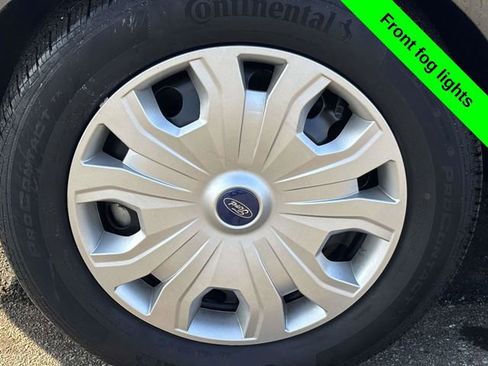 Used 2023 Ford Transit Connect XLT image 30