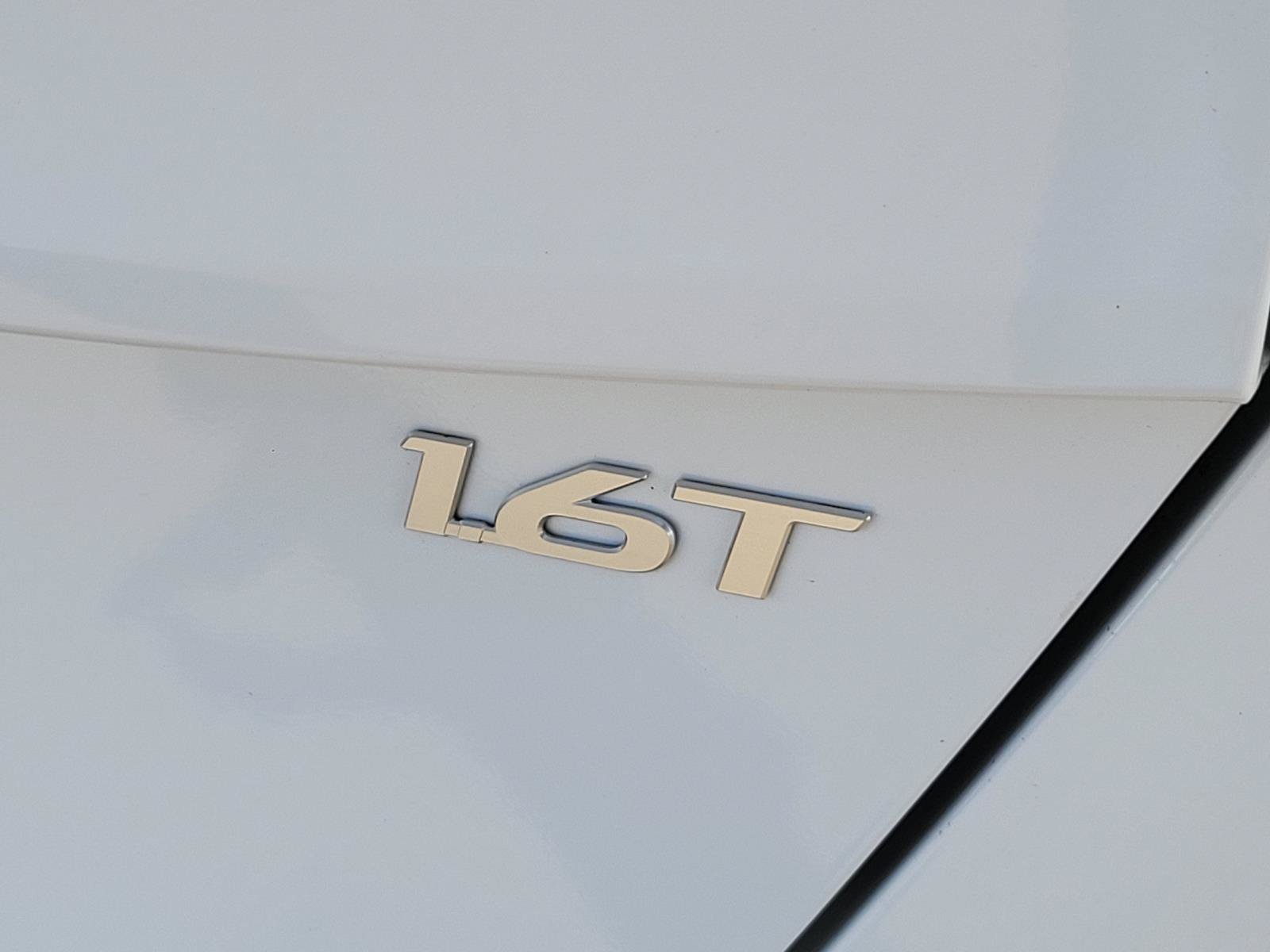New 2026 Hyundai Kona Limited FWD image 6