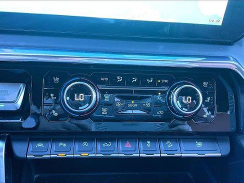 Used 2023 GMC Sierra 1500 Denali Ultimate image 16