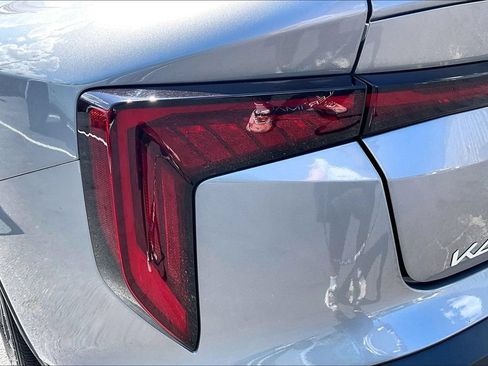 Used 2025 Kia K4 FWD image 22