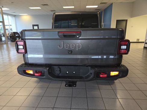 Used 2020 Jeep Gladiator Rubicon AWD/4WD image 7