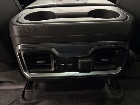 Used 2022 Chevrolet Silverado 3500 High Country w/ Technology Package image 36